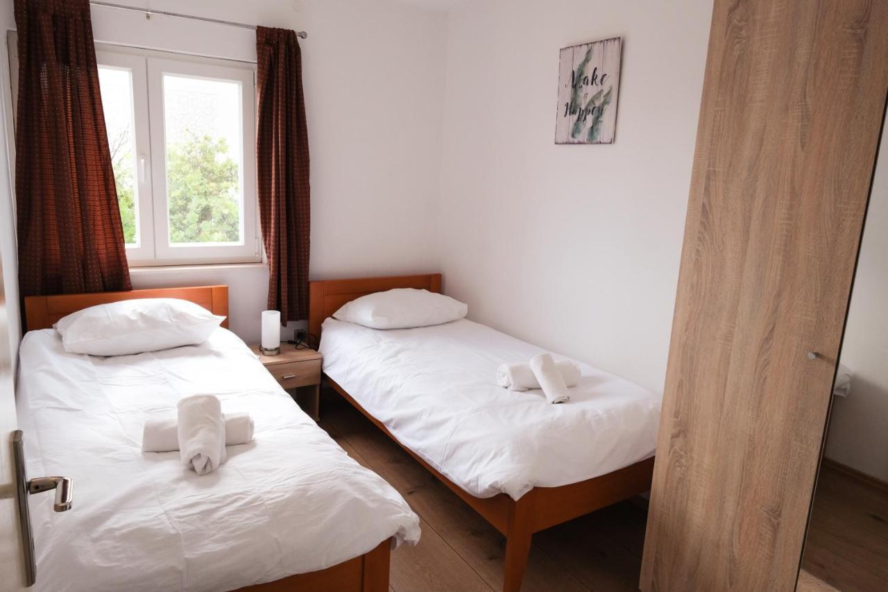 Apartment Nede Trogir Buitenkant foto